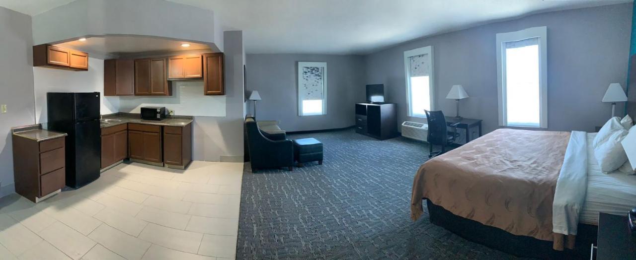 Quality Inn & Suites Edgefield Esterno foto