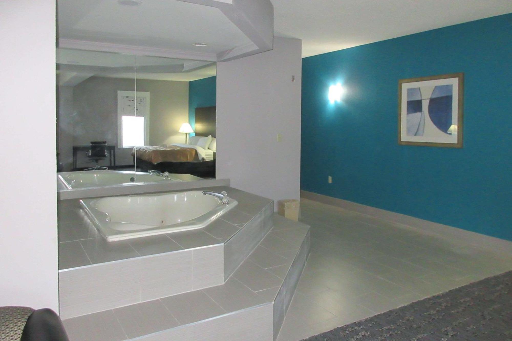 Quality Inn & Suites Edgefield Esterno foto
